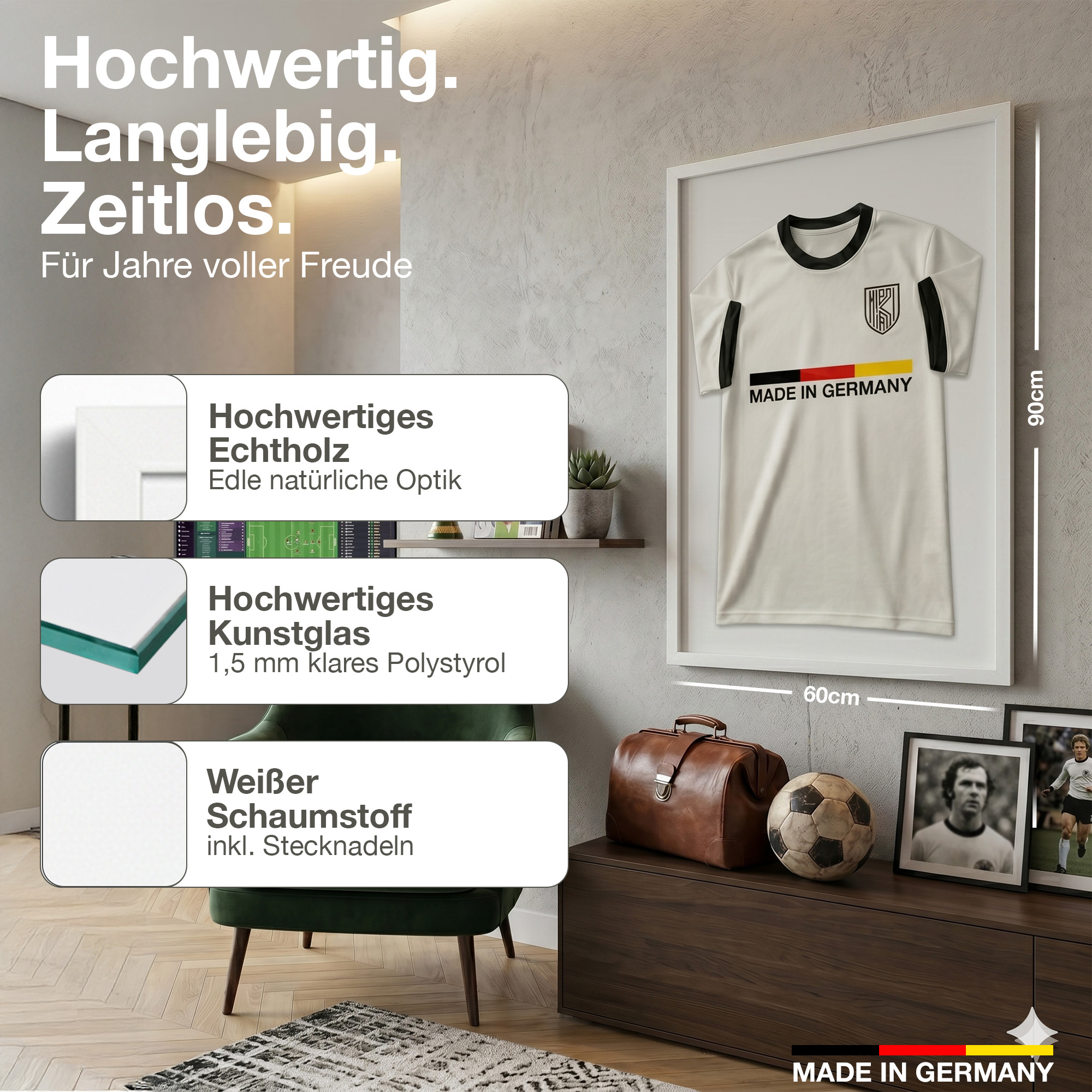 Gerahmtes Fußballtrikot mit "MADE IN GERMANY" Aufschrift, daneben eine Ledertasche und ein Ball.