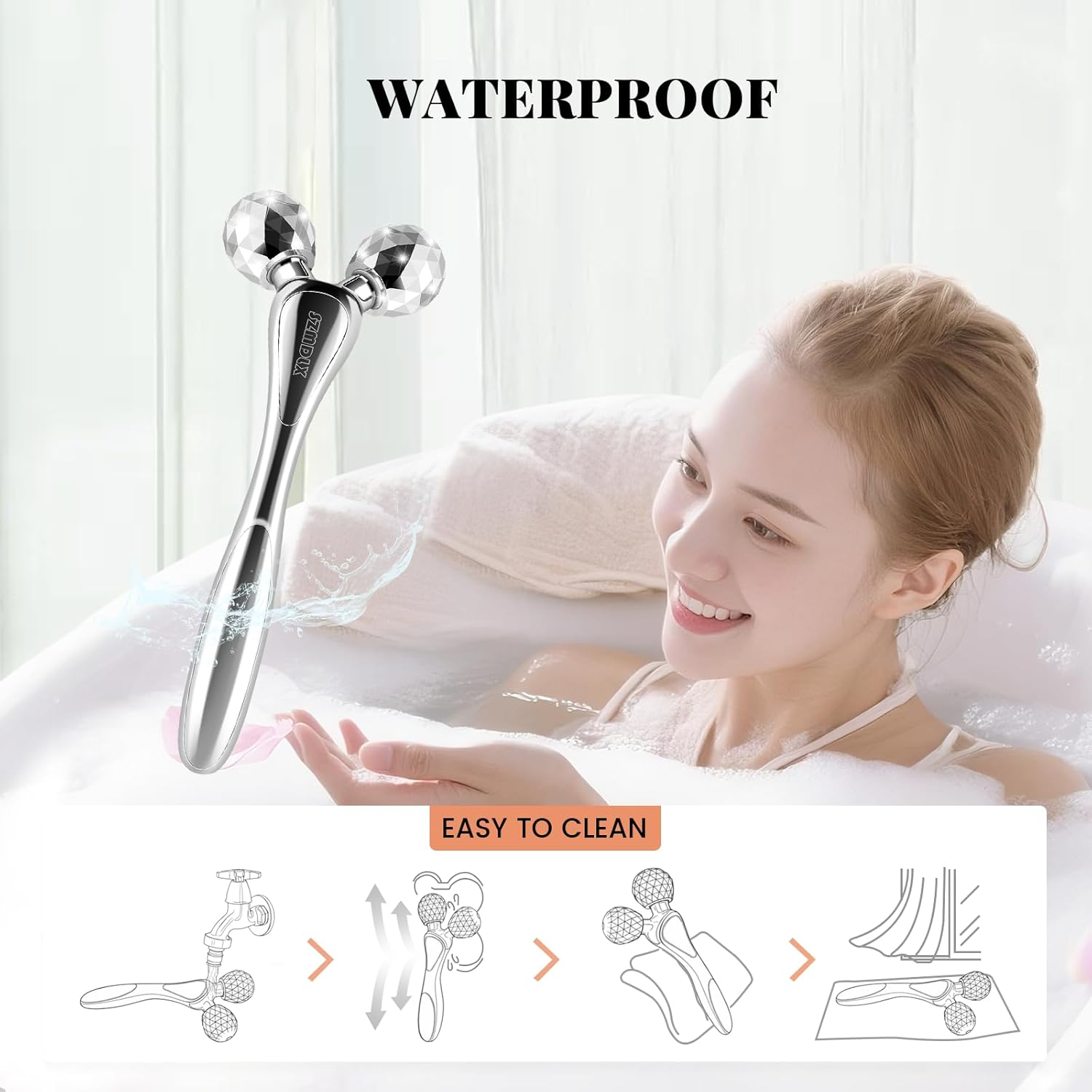 Eine Frau in der Badewanne hält eine silberne Gesichtsrolle. Anleitung unten.