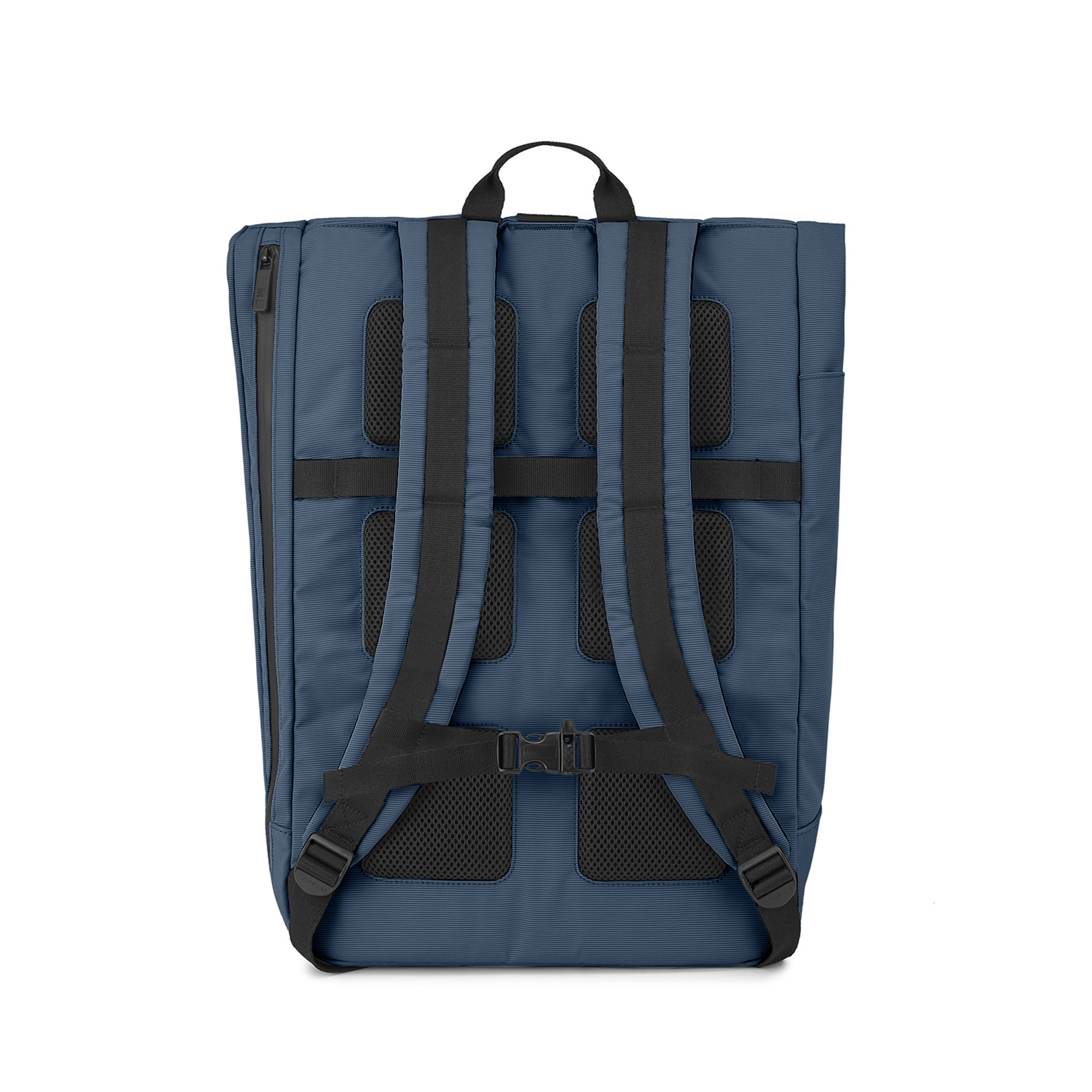 Zaino blu con spalline nere e imbottitura in rete.