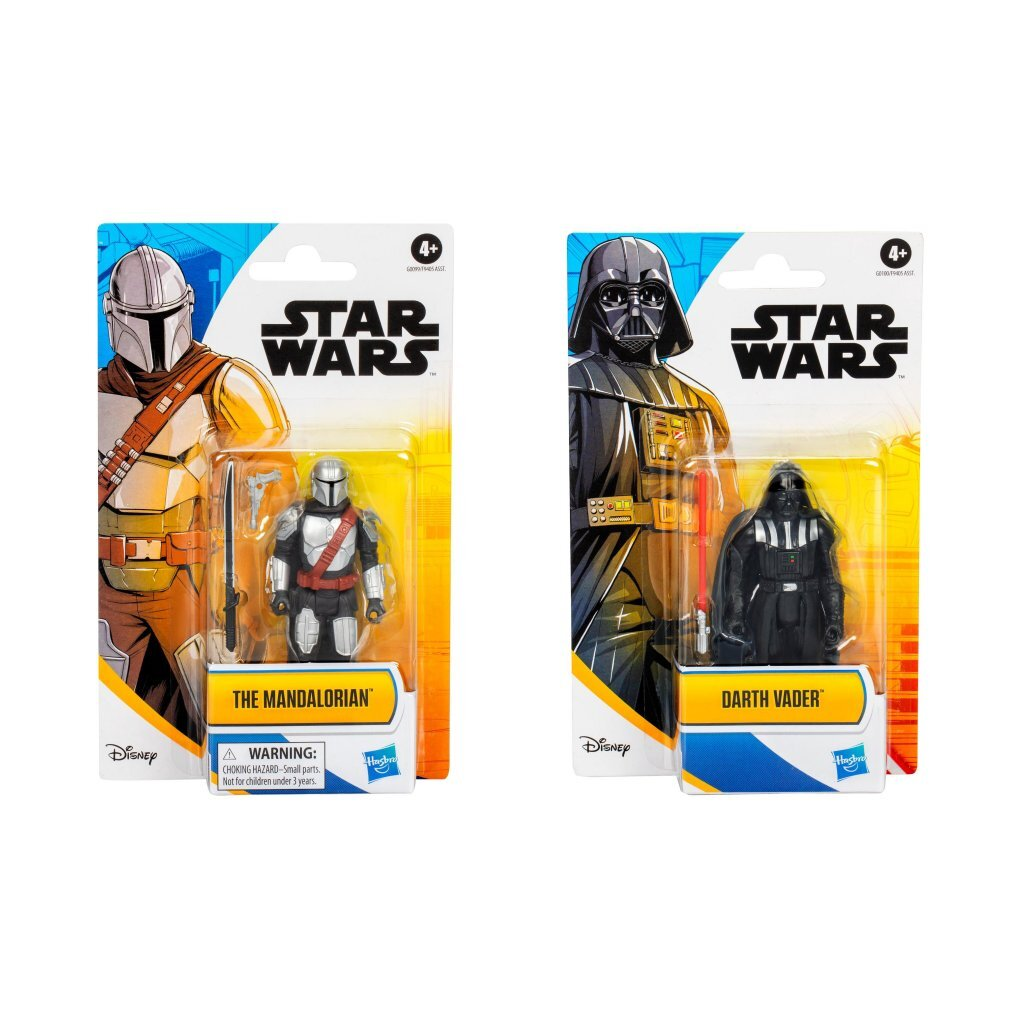 Action figure di Star Wars Mandalorian e Darth Vader in confezione.