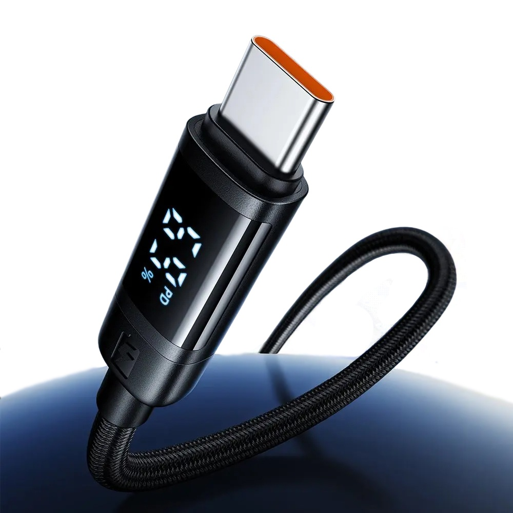 65% ve PD gösteren dijital ekranlı siyah USB-C kablosu.