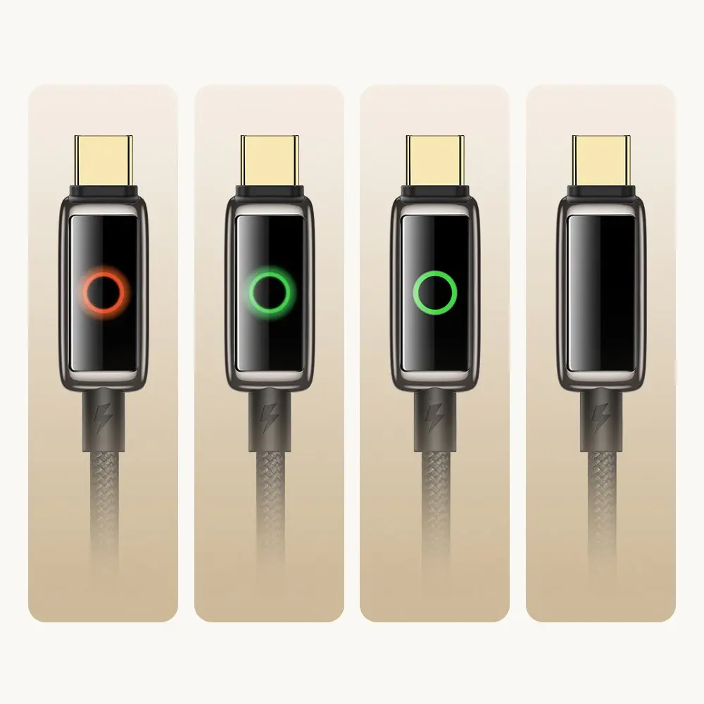 Şarj göstergeli dört USB-C kablosu: Kırmızı, Yeşil, Yeşil, boş.