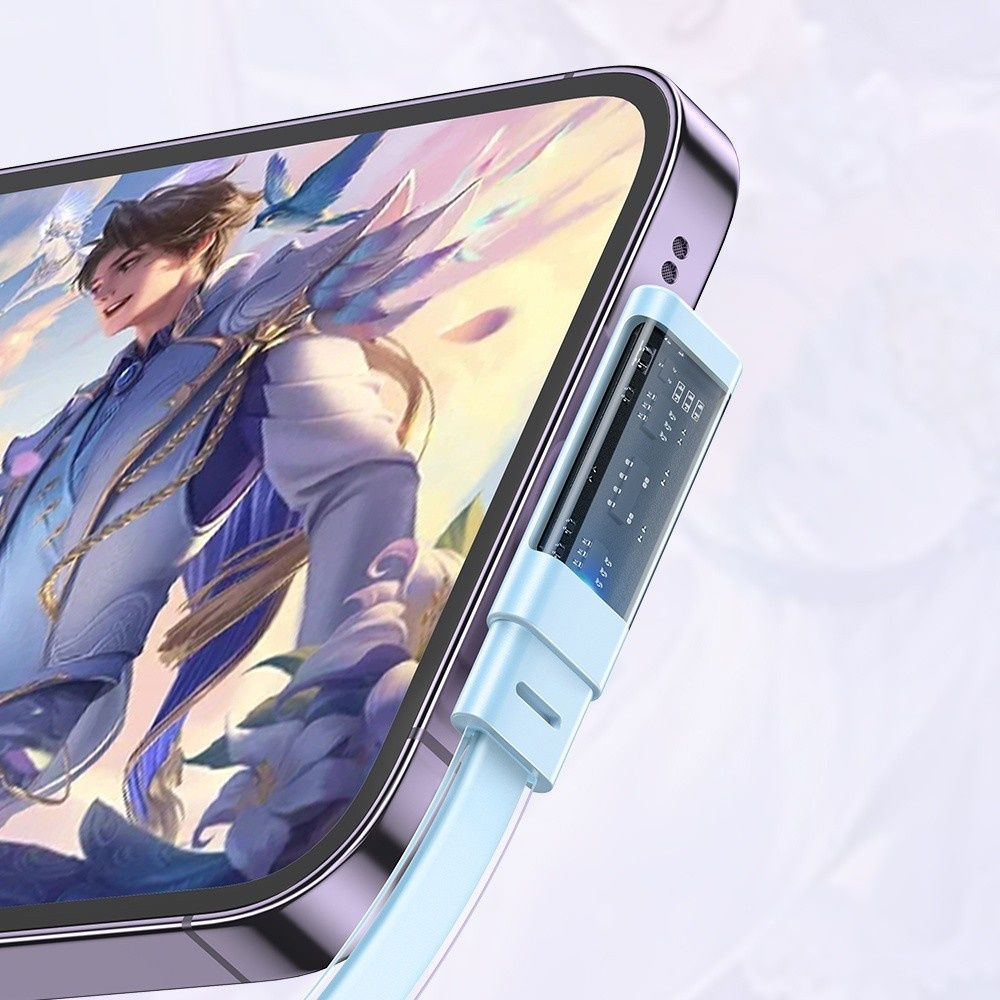 Akıllı telefon anime görüntüsü gösteriyor, açık mavi şarj kablosu takılı.