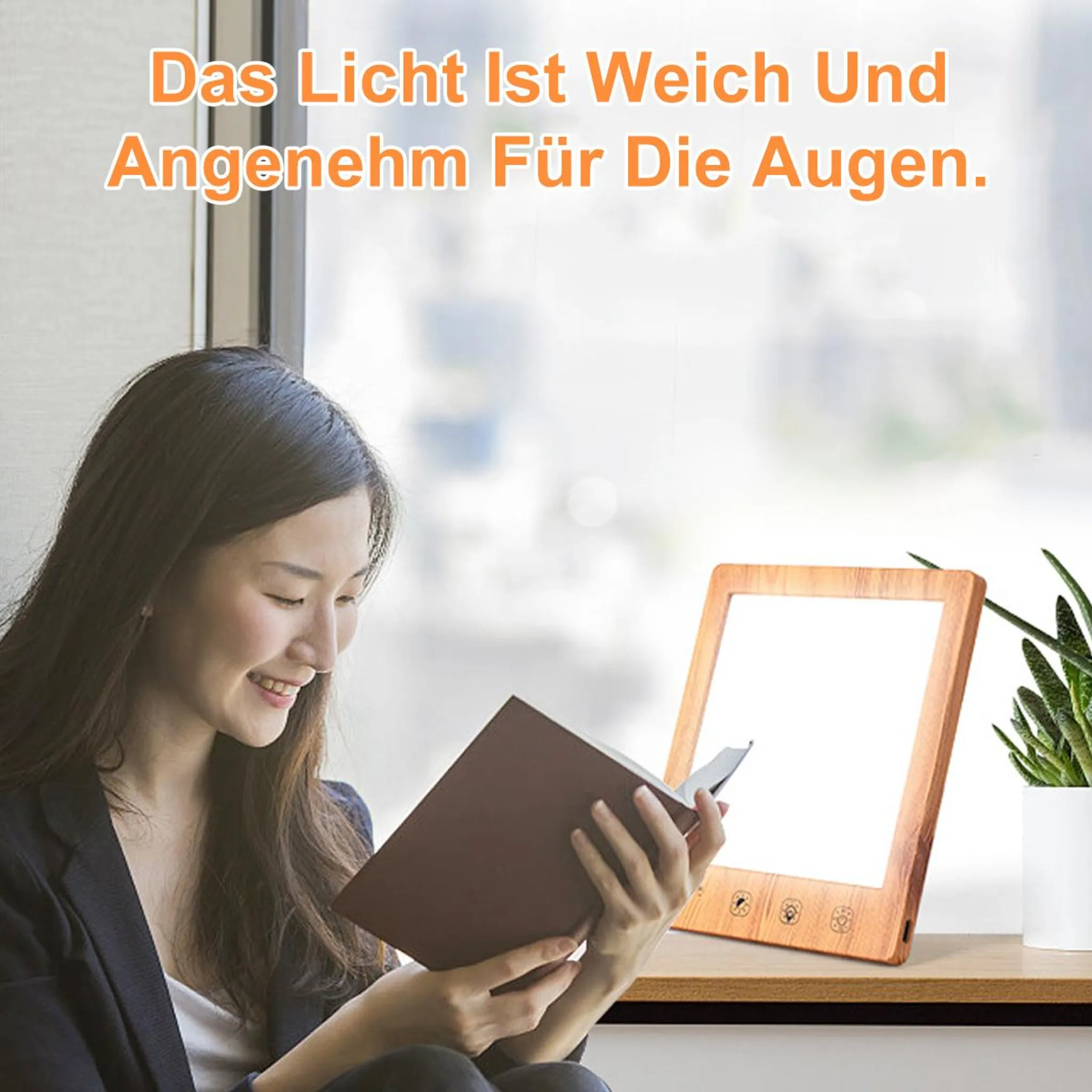 Eine Frau liest ein Buch neben einer Lichttherapielampe mit Holzrahmen.