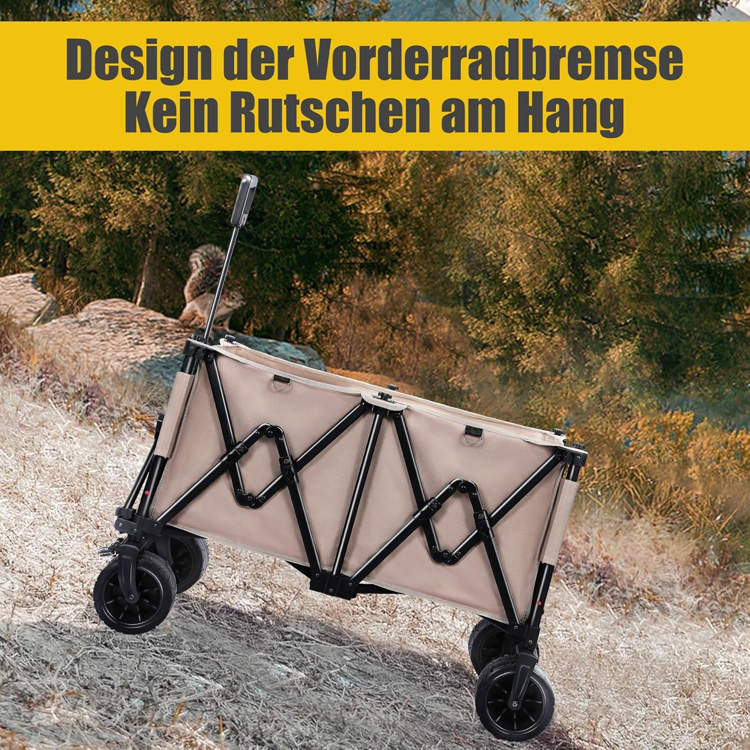 Ein beigefarbener Bollerwagen mit schwarzem Gestell steht auf einem felsigen Hang mit Bäumen im Hintergrund.