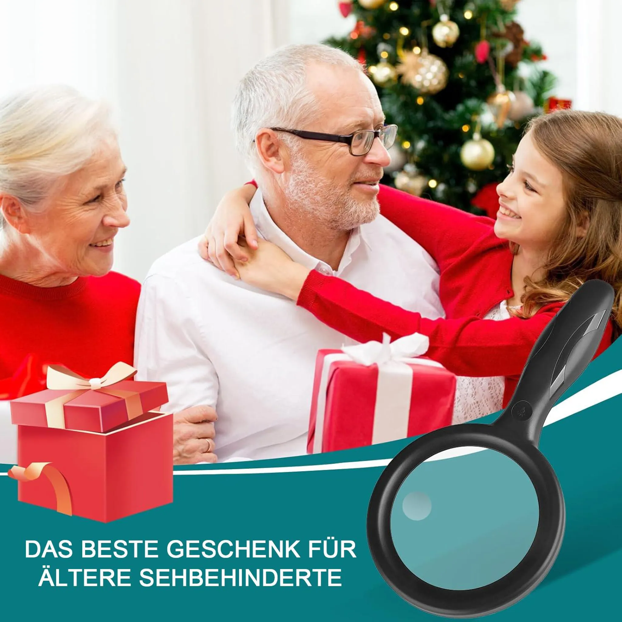Älteres Paar und Mädchen vor Weihnachtsbaum mit Geschenken, Lupe.