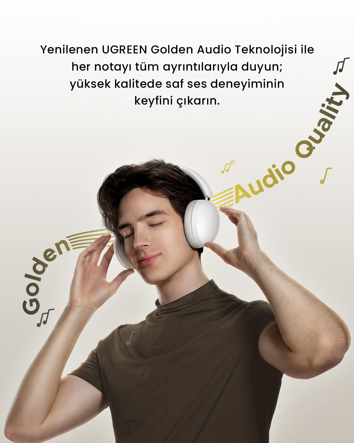 Un uomo con cuffie gode della musica. Testo dorato.