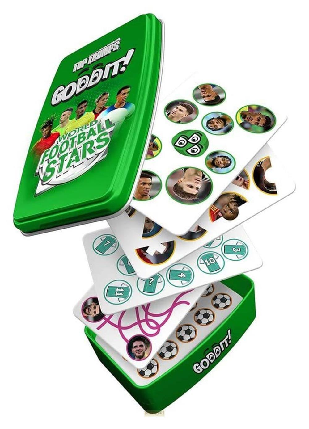 Fußballkarten-Spiel mit Fußballern und Fußballmotiven in einer grünen Metallbox.