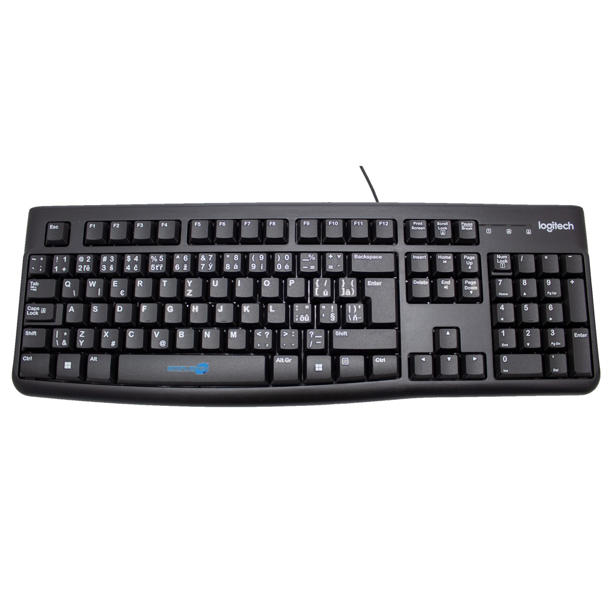 Tastiera Logitech nera con tasti etichettati e un cavo.