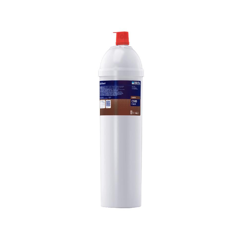Ein weißer Brita C500 Wasserfilter mit rotem Verschluss und braunem Etikett.