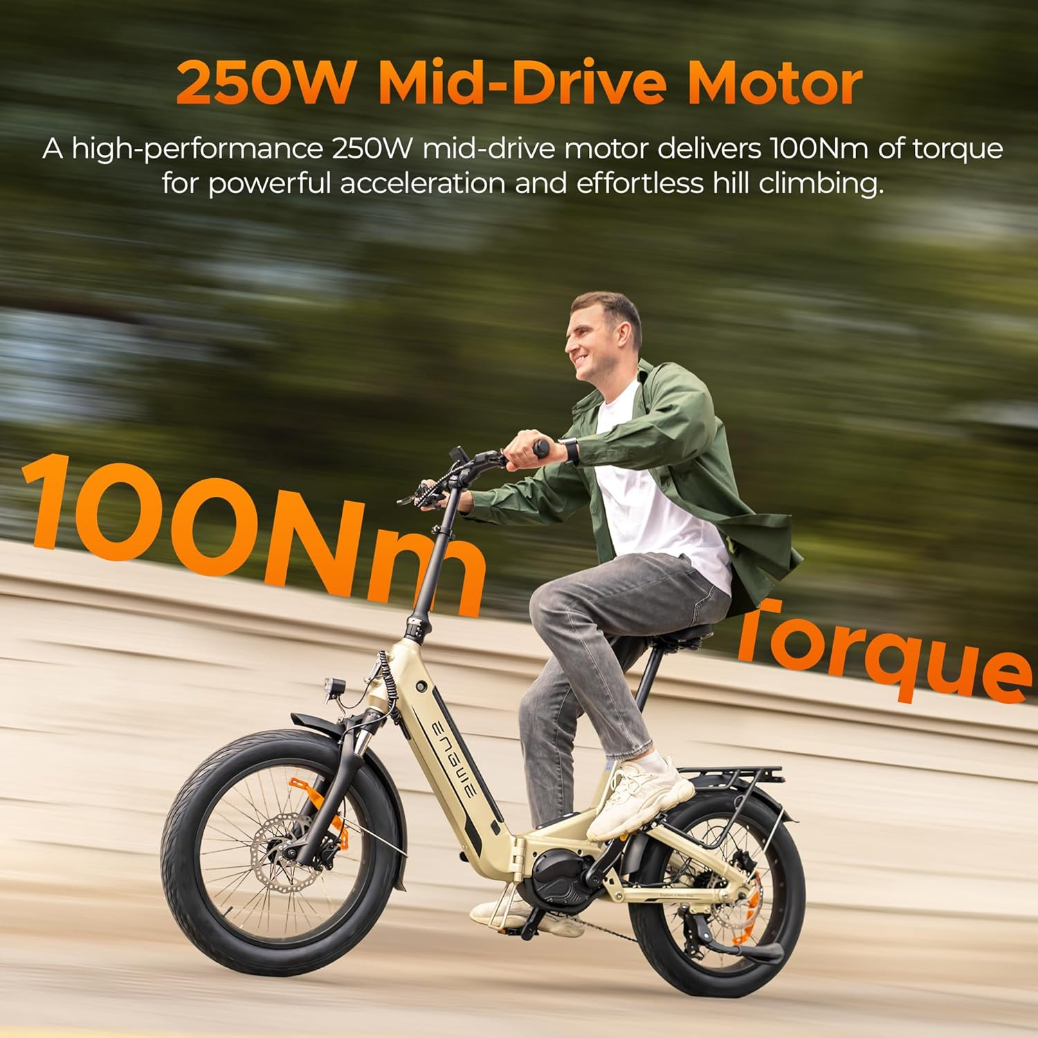 Un hombre monta una e-bike beige con motor central de 250W. El texto destaca 100Nm de par.
