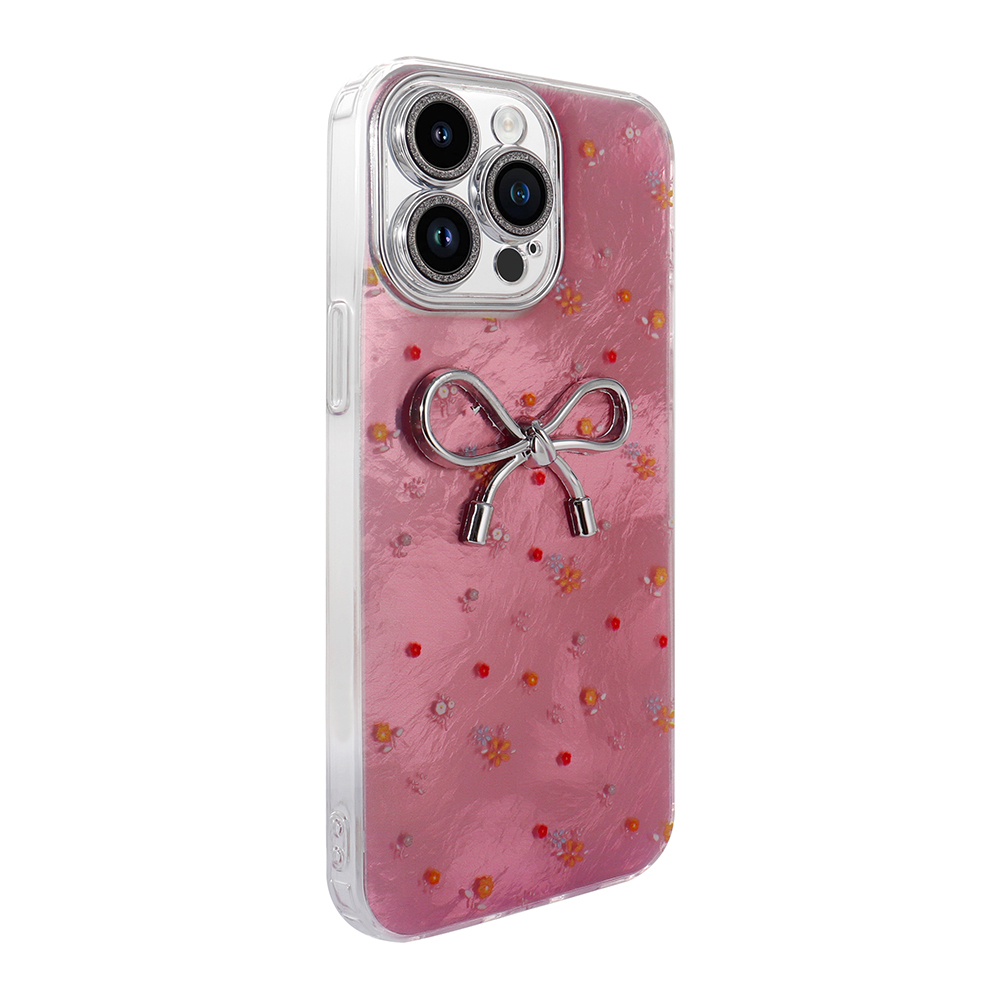 Çiçek desenli ve fiyonk süslemeli pembe telefon kılıfı. Şeffaf kenarlar.
