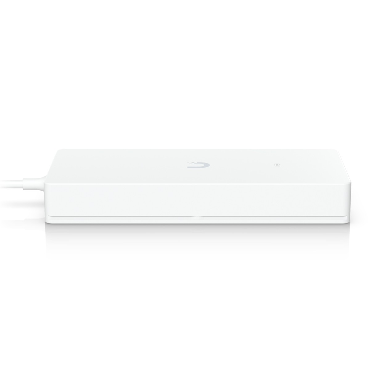 Un dispositivo elettronico bianco e piatto con logo argentato e cavo.