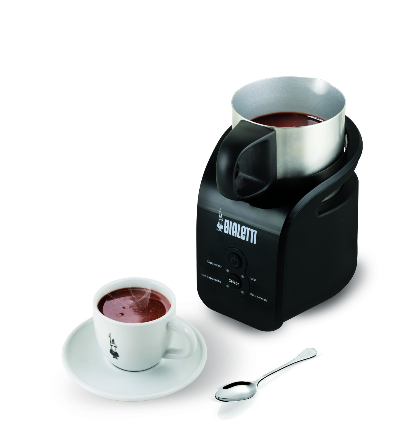 Un montalatte Bialetti nero con una tazza di cioccolata calda e un cucchiaino.
