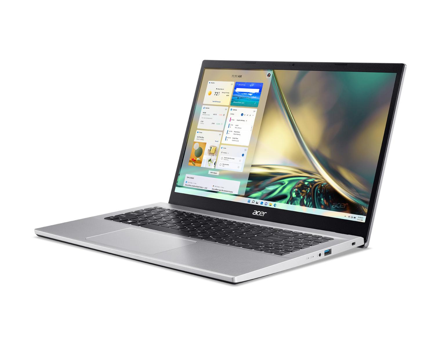 Un laptop Acer argentato con lo schermo aperto, che mostra widget e un'immagine di sfondo.