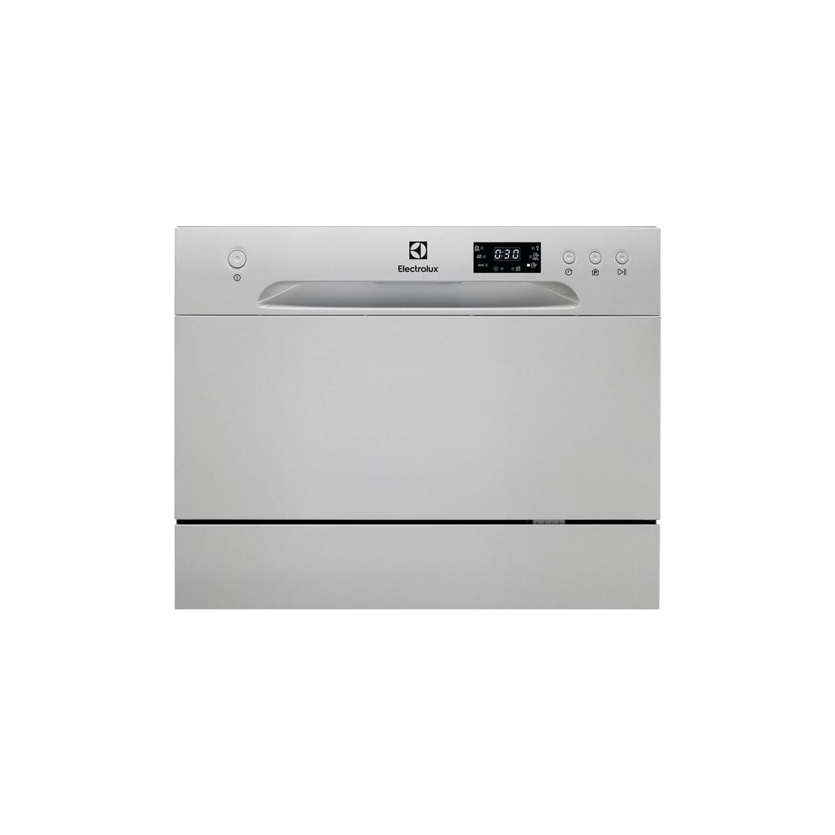 Una lavastoviglie bianca Electrolux con display digitale e pulsanti di controllo.