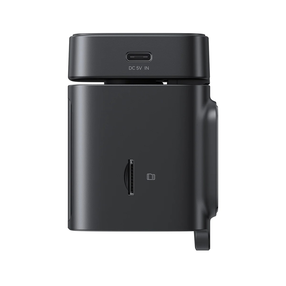 Dispositivo elettronico nero con porta USB-C e slot per scheda SD. Testo DC 5V IN.