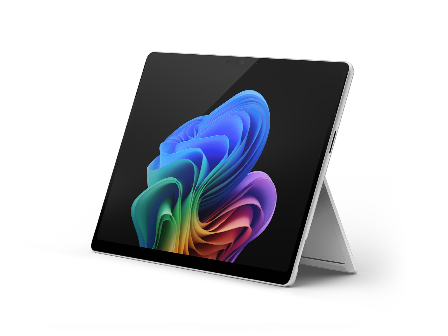 Un laptop argentato con uno sfondo astratto colorato sullo schermo.