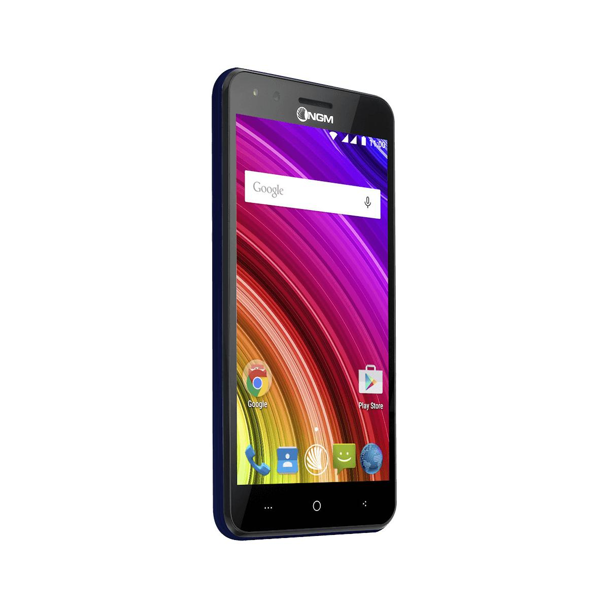 Uno smartphone NGM blu con sfondo colorato, icone Google e Play Store.