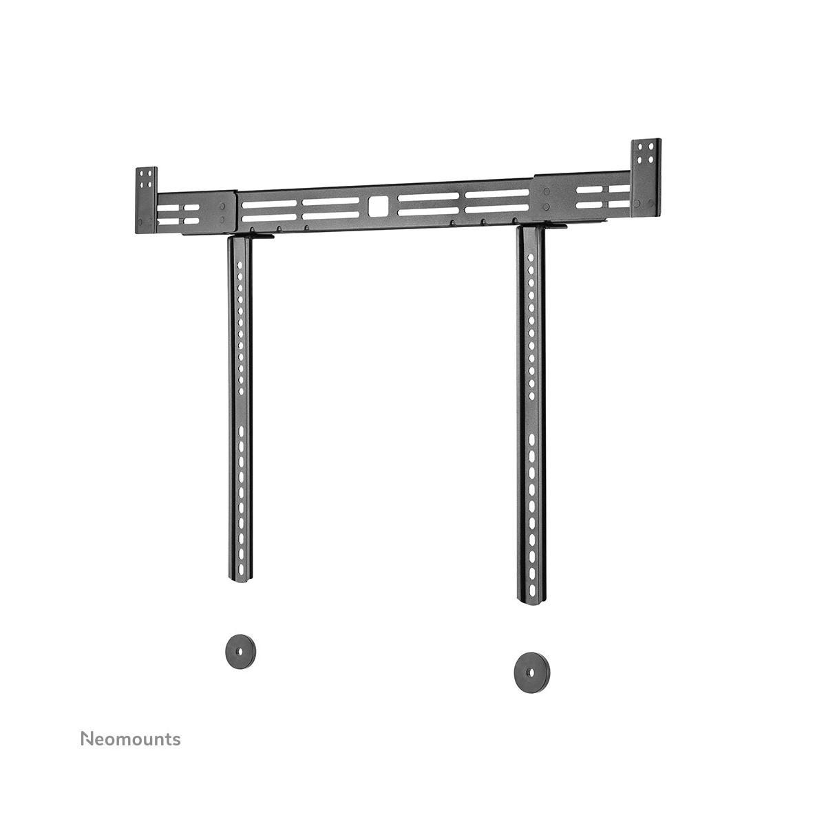 Ein schwarzer TV-Wandhalter mit verstellbaren Armen und runden Unterlegscheiben.