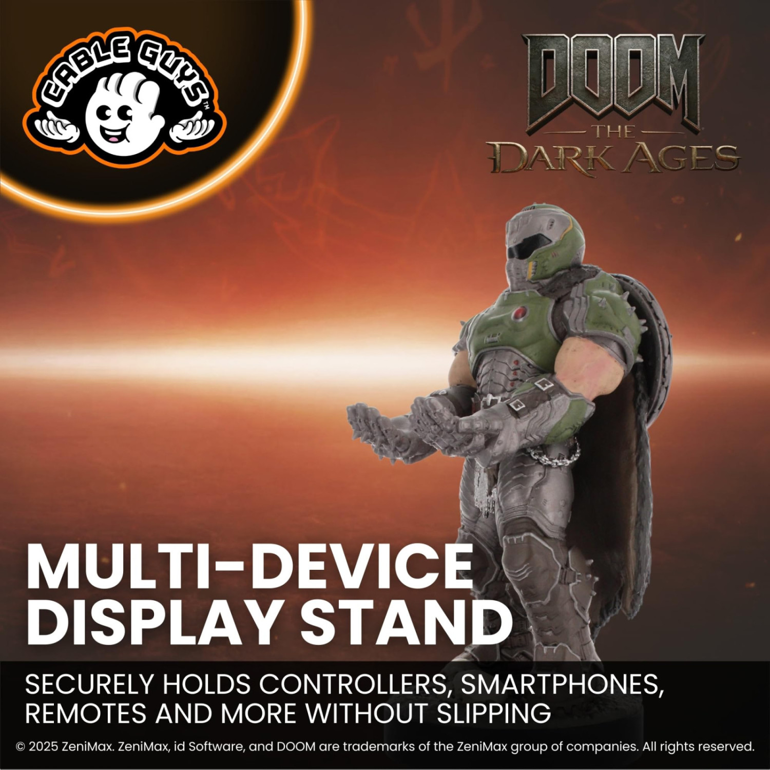 Doom Slayer steht als Displayständer für Controller und Handys.