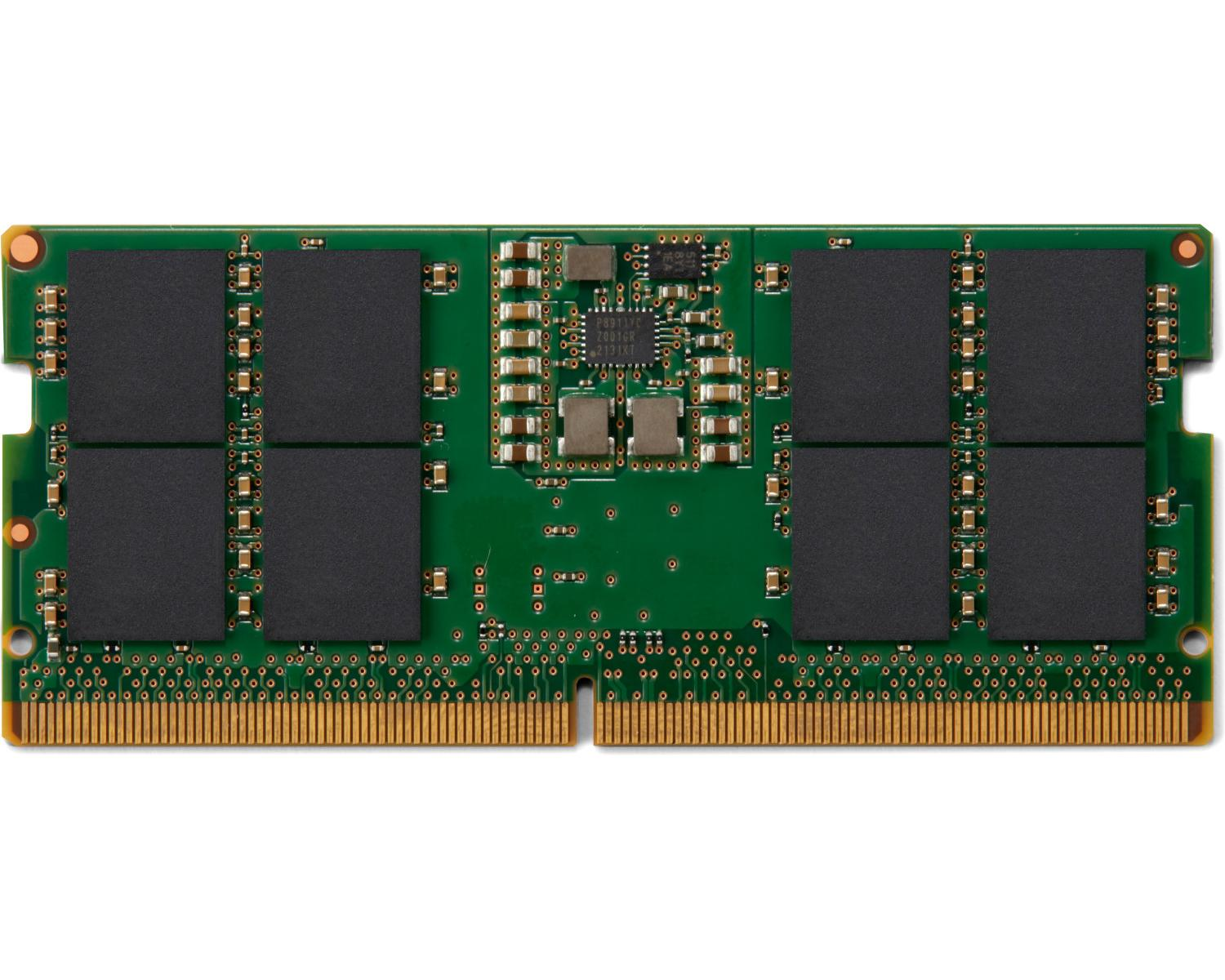 Grüner Computer-RAM-Riegel mit schwarzen Chips und goldenen Kontakten.