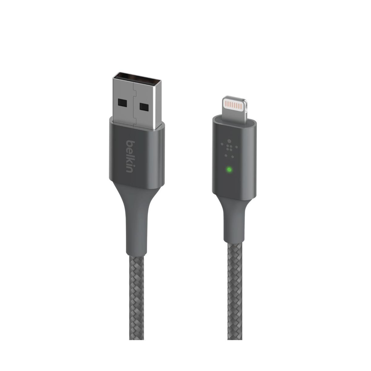 Graues Belkin USB-A zu Lightning Kabel mit geflochtenem Kabel und grüner LED.
