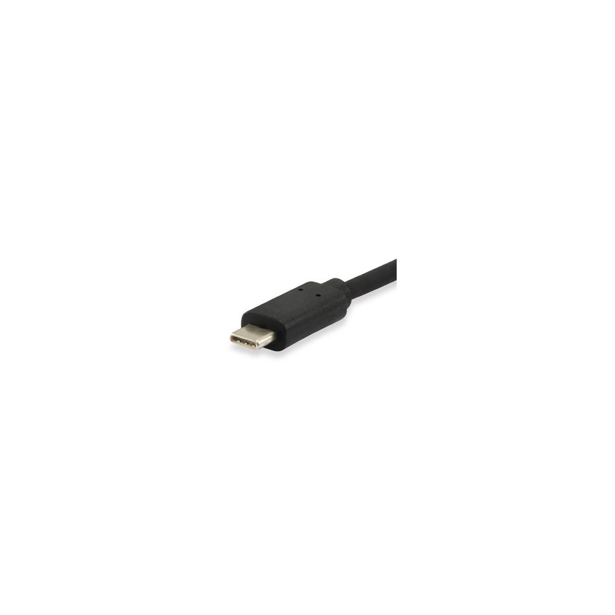 Czarny kabel USB-C na białym tle.
