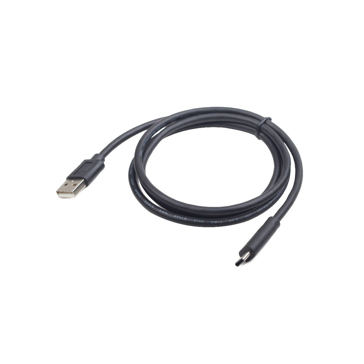 Un cavo USB nero con connettori Type-A e Type-C, su sfondo bianco.