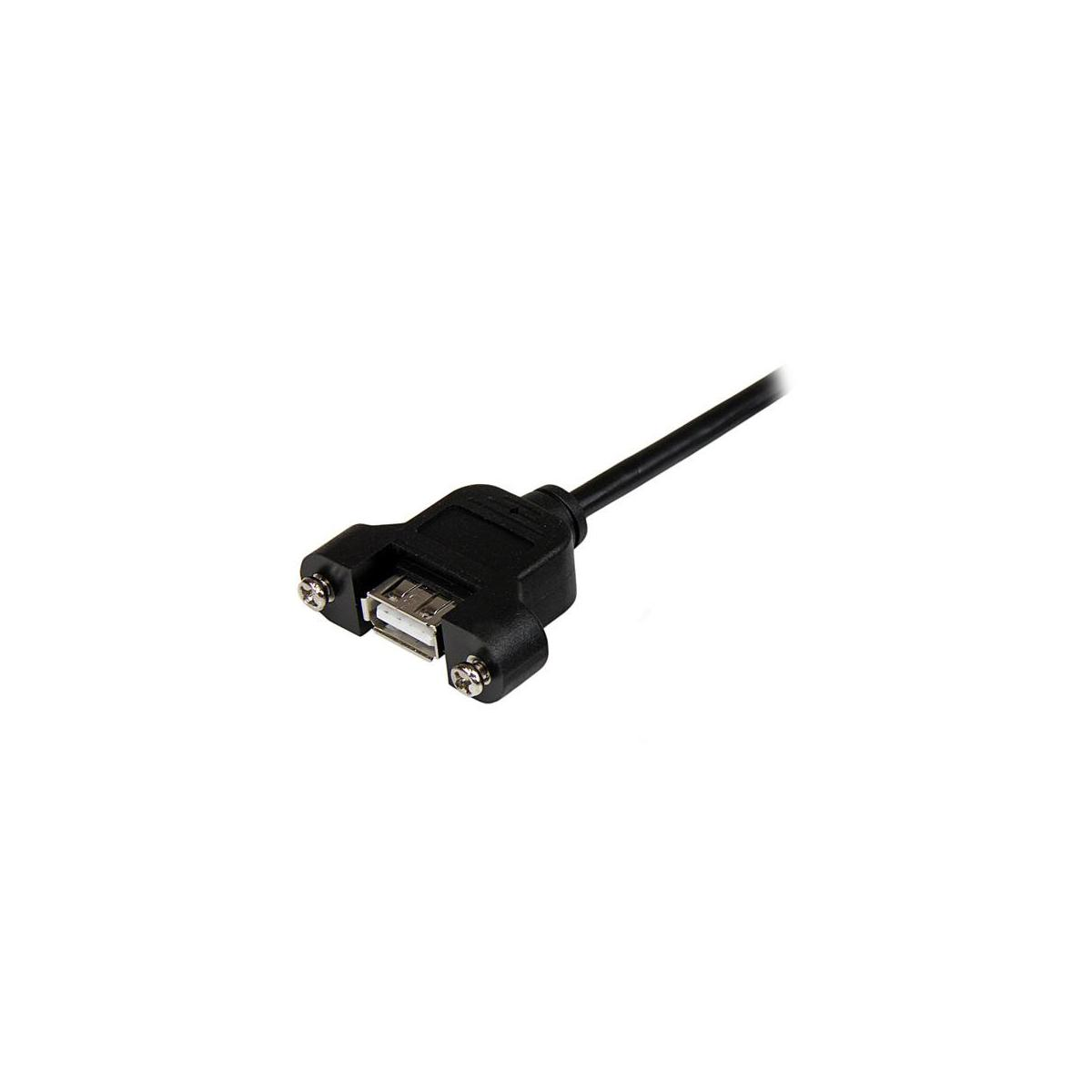 Un cable de extensión USB negro con conector hembra y enchufe macho sobre blanco.