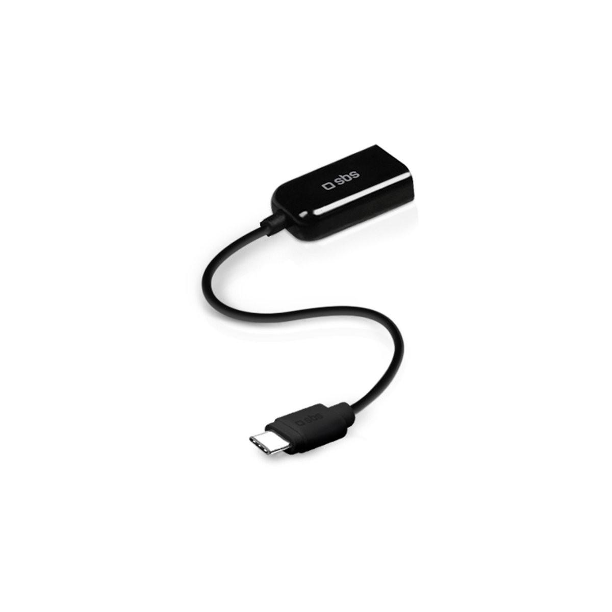 Un adaptador USB-C negro con cable y logo SBS sobre fondo blanco.