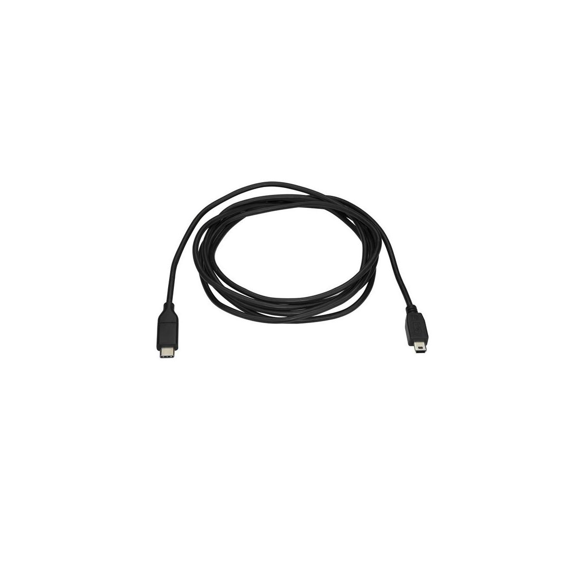 Un cavo USB-C a Micro-USB nero su sfondo bianco.