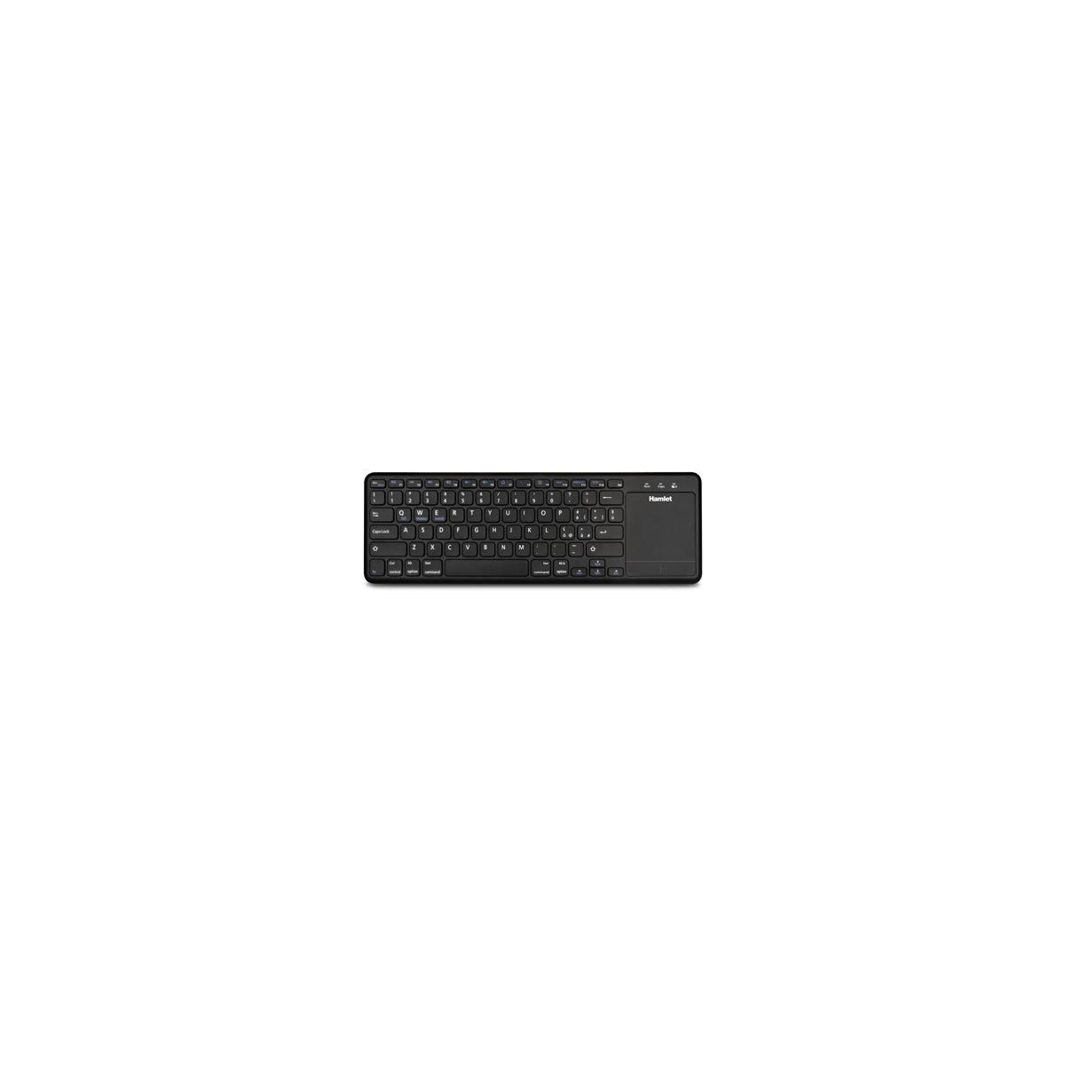 Una tastiera compatta nera con touchpad è mostrata su sfondo bianco.