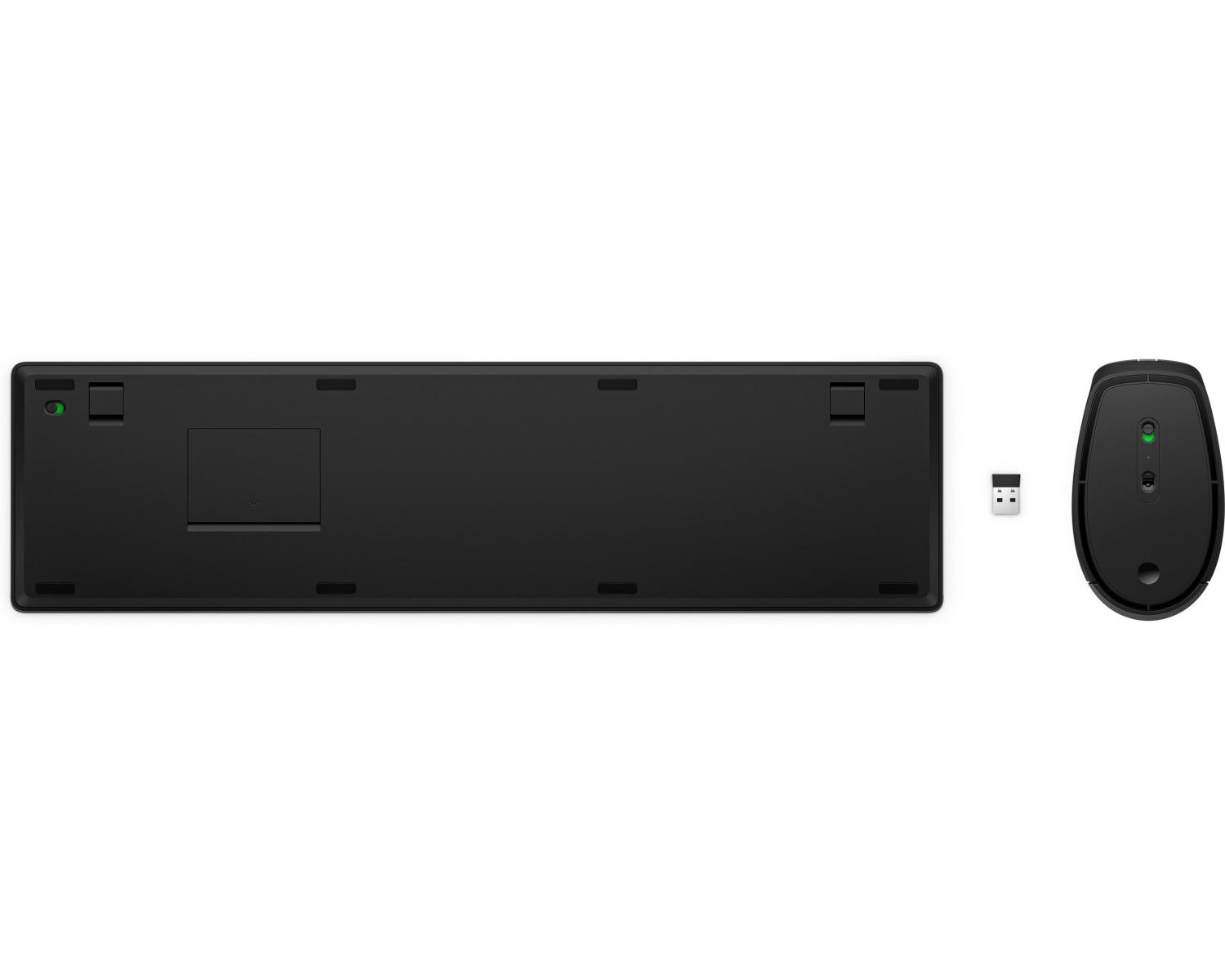 Schwarze Tastatur und Maus mit USB-Dongle auf weißem Hintergrund.
