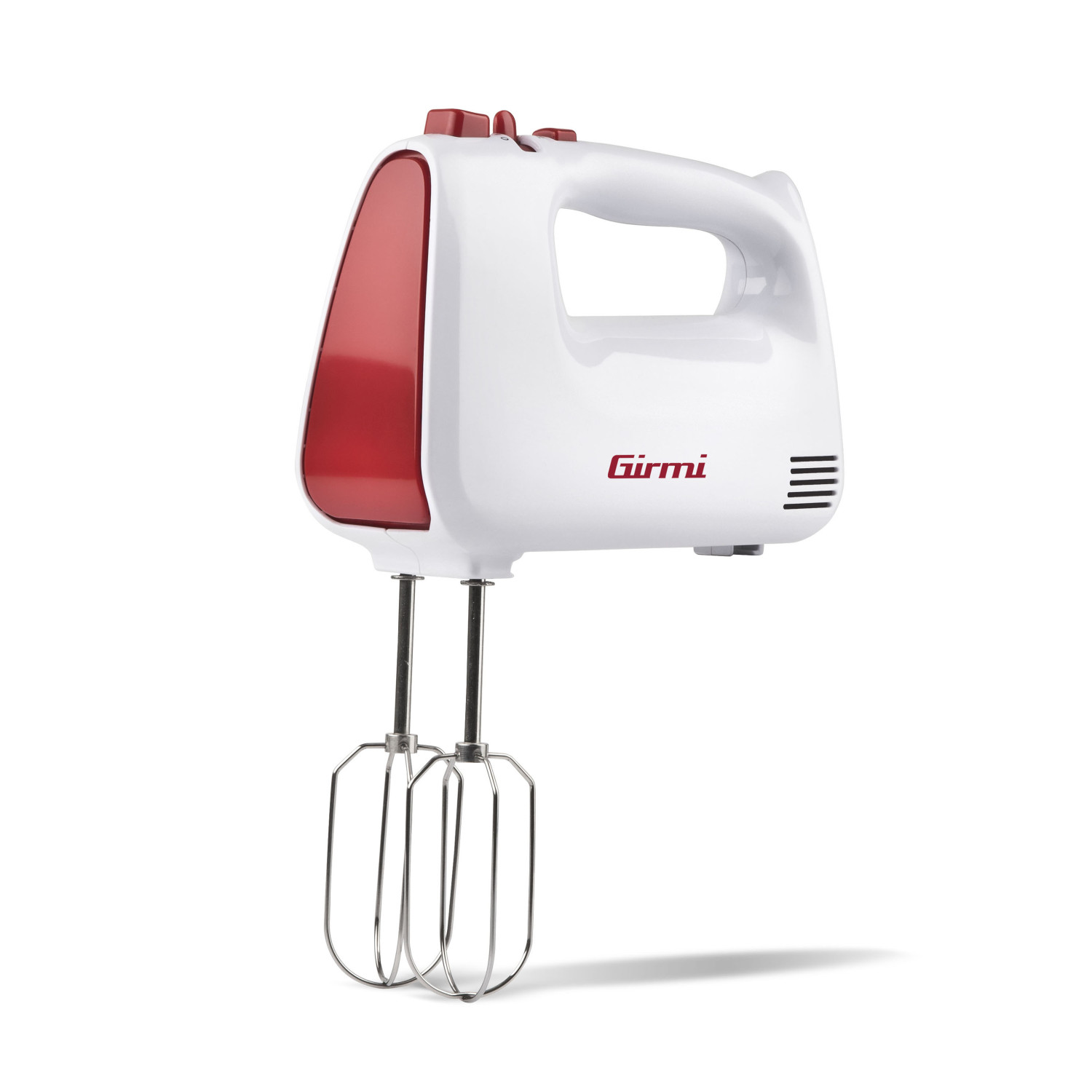 Un frullatore a mano bianco con accenti rossi e due fruste in metallo.