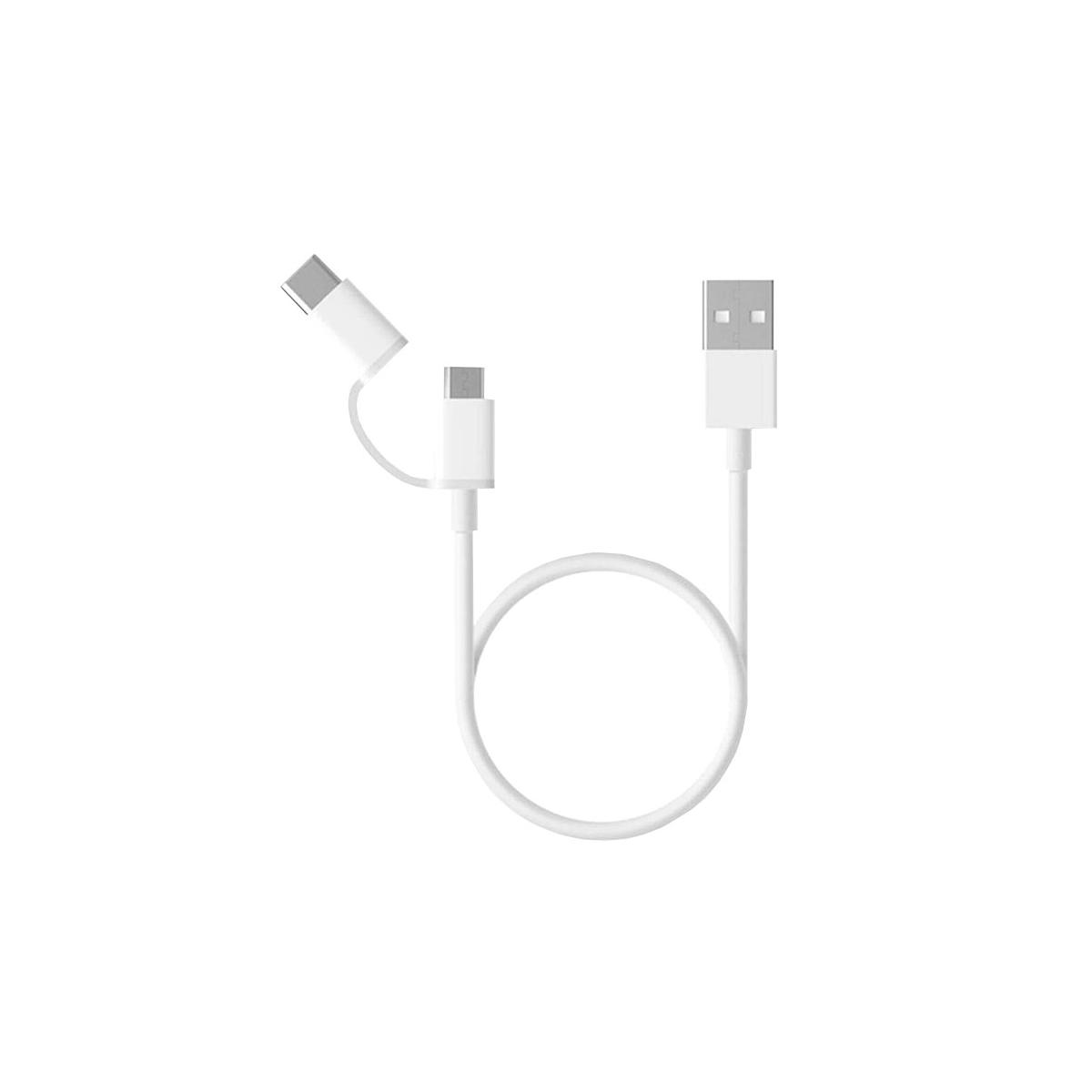 Weißes USB-A-zu-Dual-USB-C-Kabel auf weißem Hintergrund.