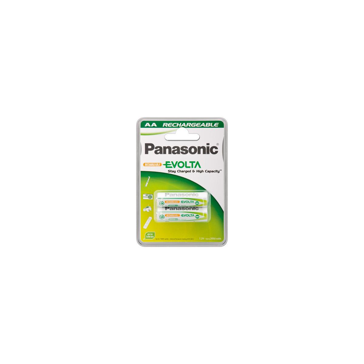 Confezione da due batterie ricaricabili Panasonic AA EVOLTA. Confezione verde e bianca.