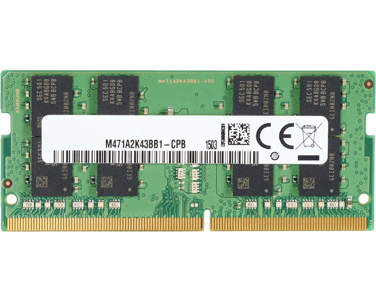 Scheda a circuito stampato verde con chip di memoria, modello M471A2K43BB1-CPB.