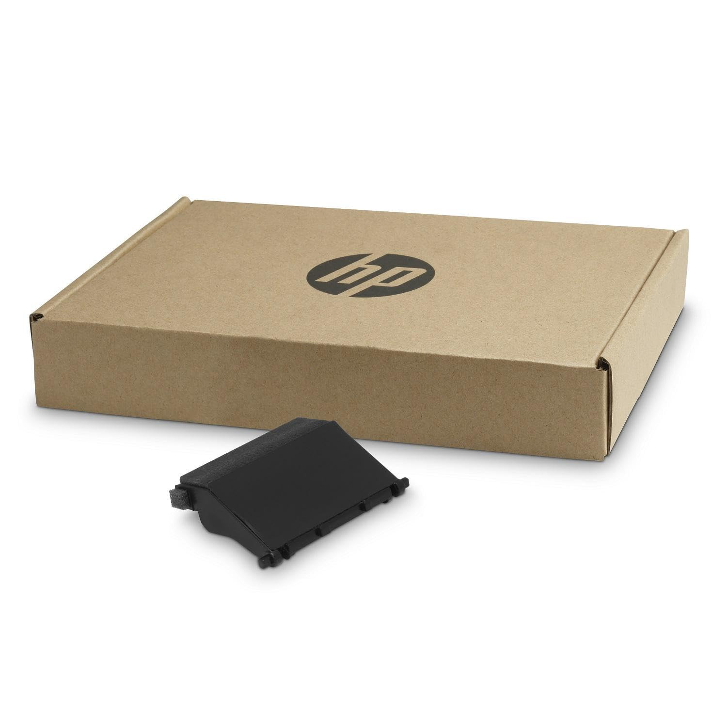 Una cerniera nera per laptop giace davanti a una scatola HP marrone.