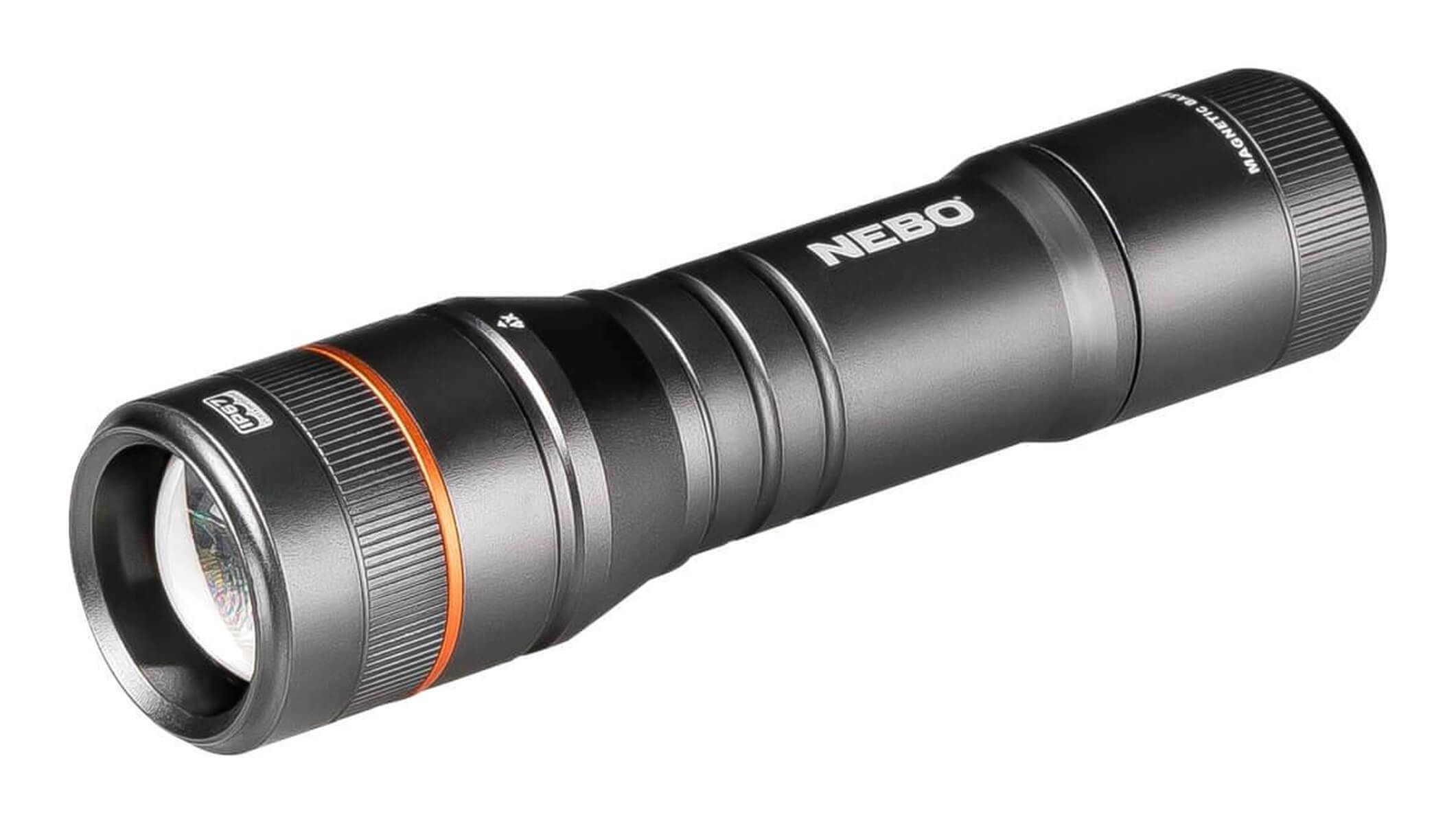 Linterna Nebo negra con anillo naranja y logo IP67.