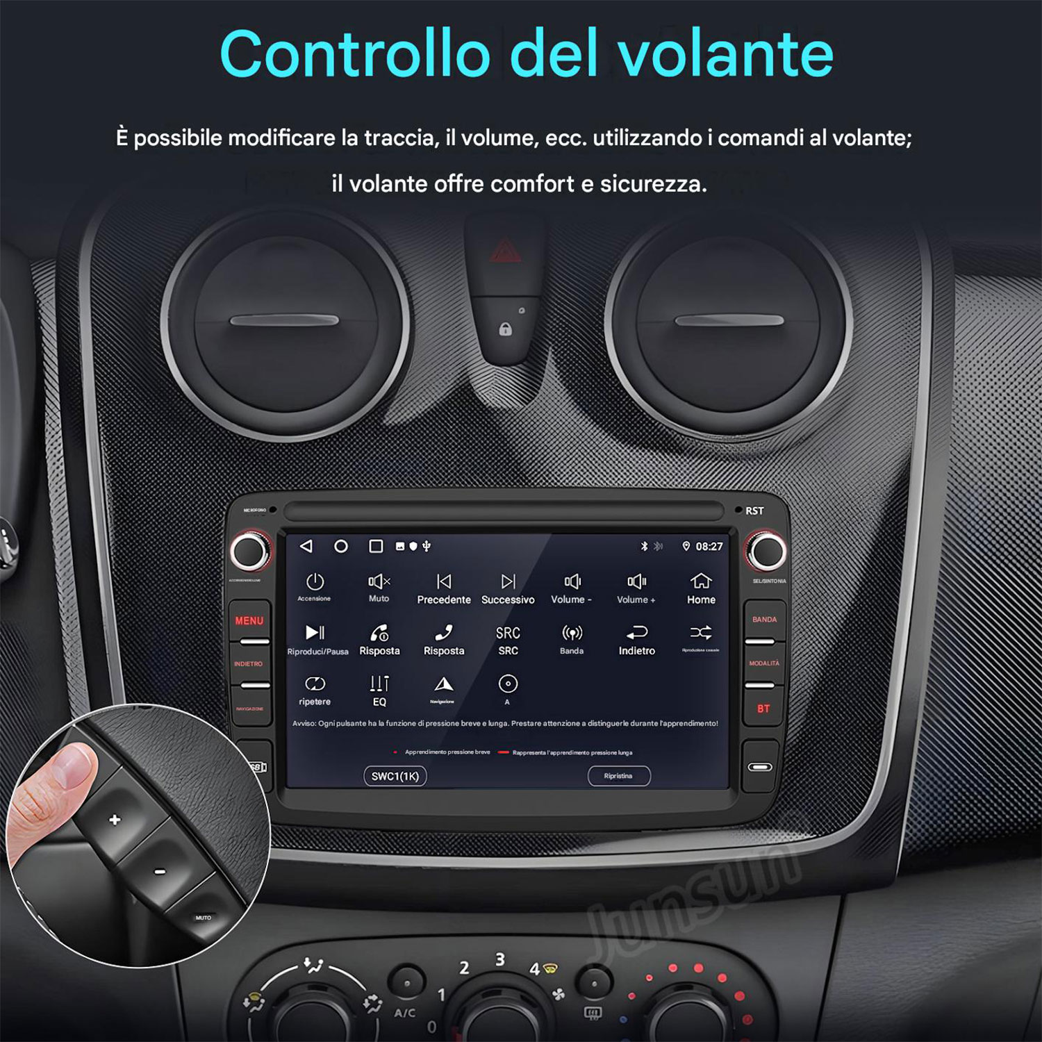 Interno auto con radio touchscreen e pulsanti sul volante. Una mano aziona i pulsanti.