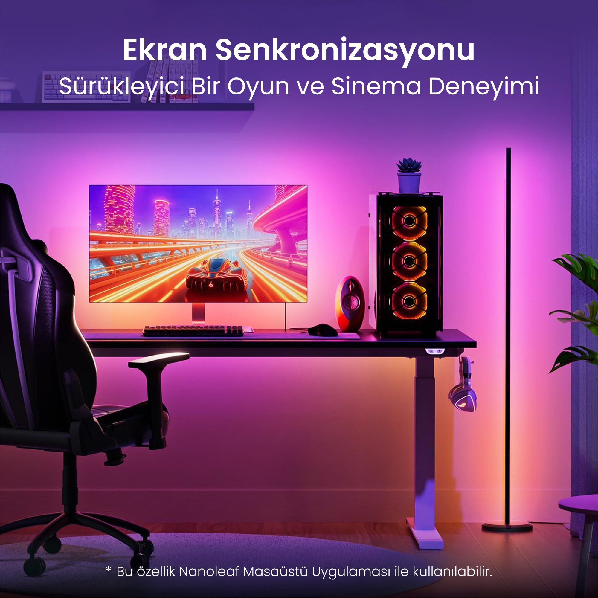Una postazione da gioco con PC, monitor, sedia e lampada da terra illuminati RGB.