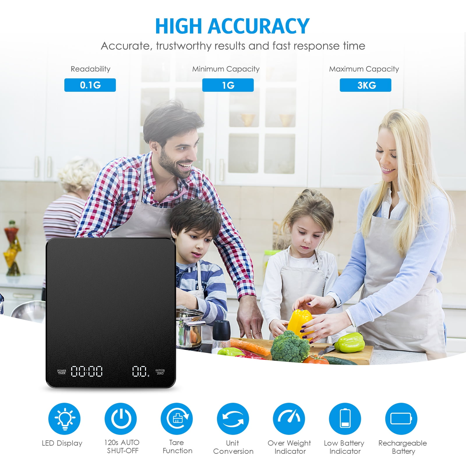 Familie kocht mit digitaler Waage im Hintergrund. Hohe Genauigkeit.