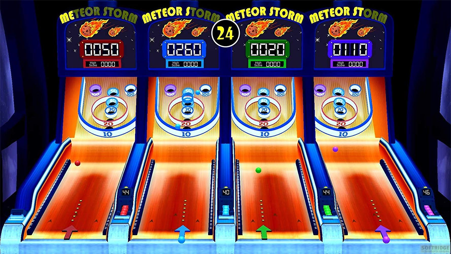 Vier "Meteor Storm"-Spielautomaten mit leuchtenden Anzeigen und Bällen.