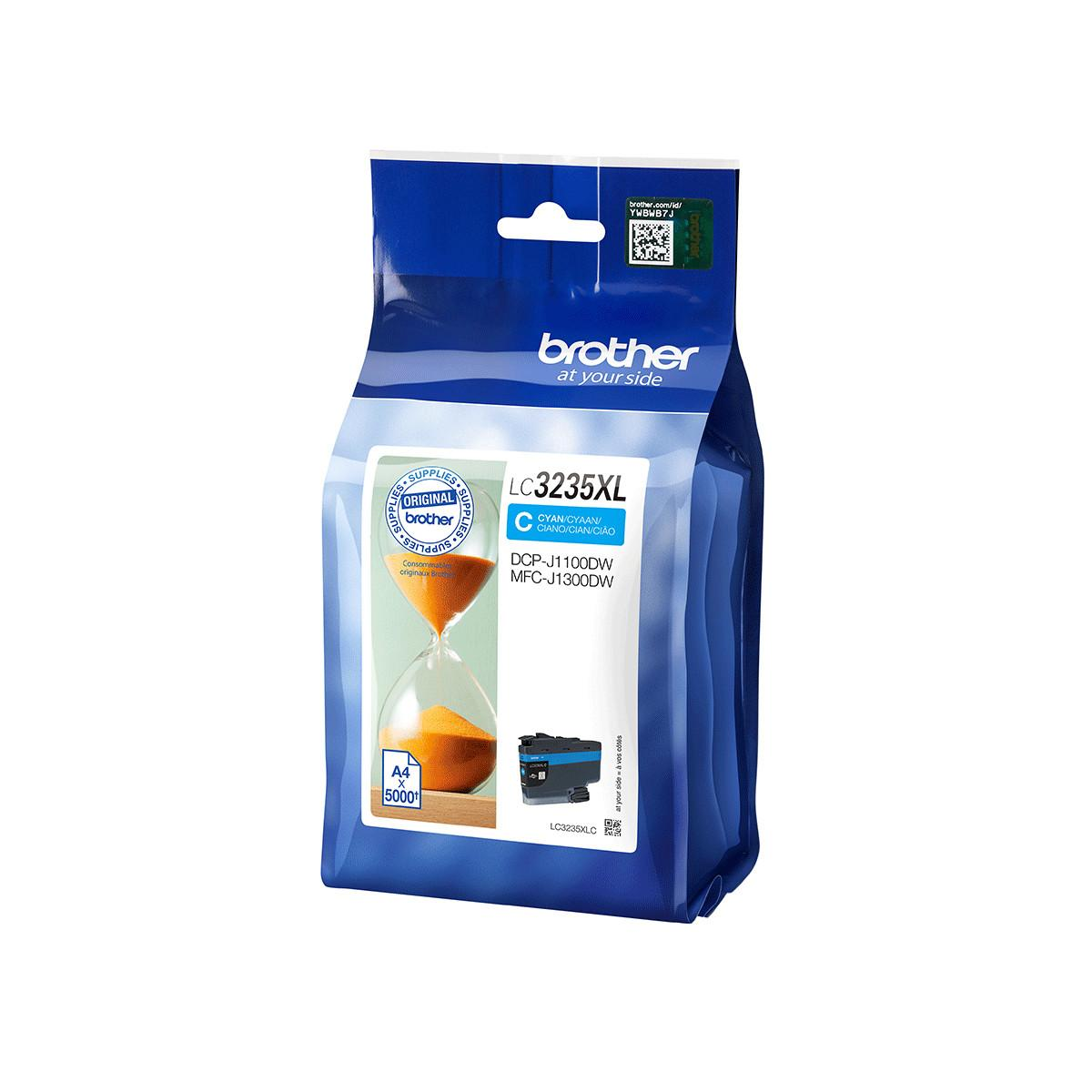 Verpackung mit Brother LC3235XL Cyan Tintenpatrone, Sanduhr und Drucker.
