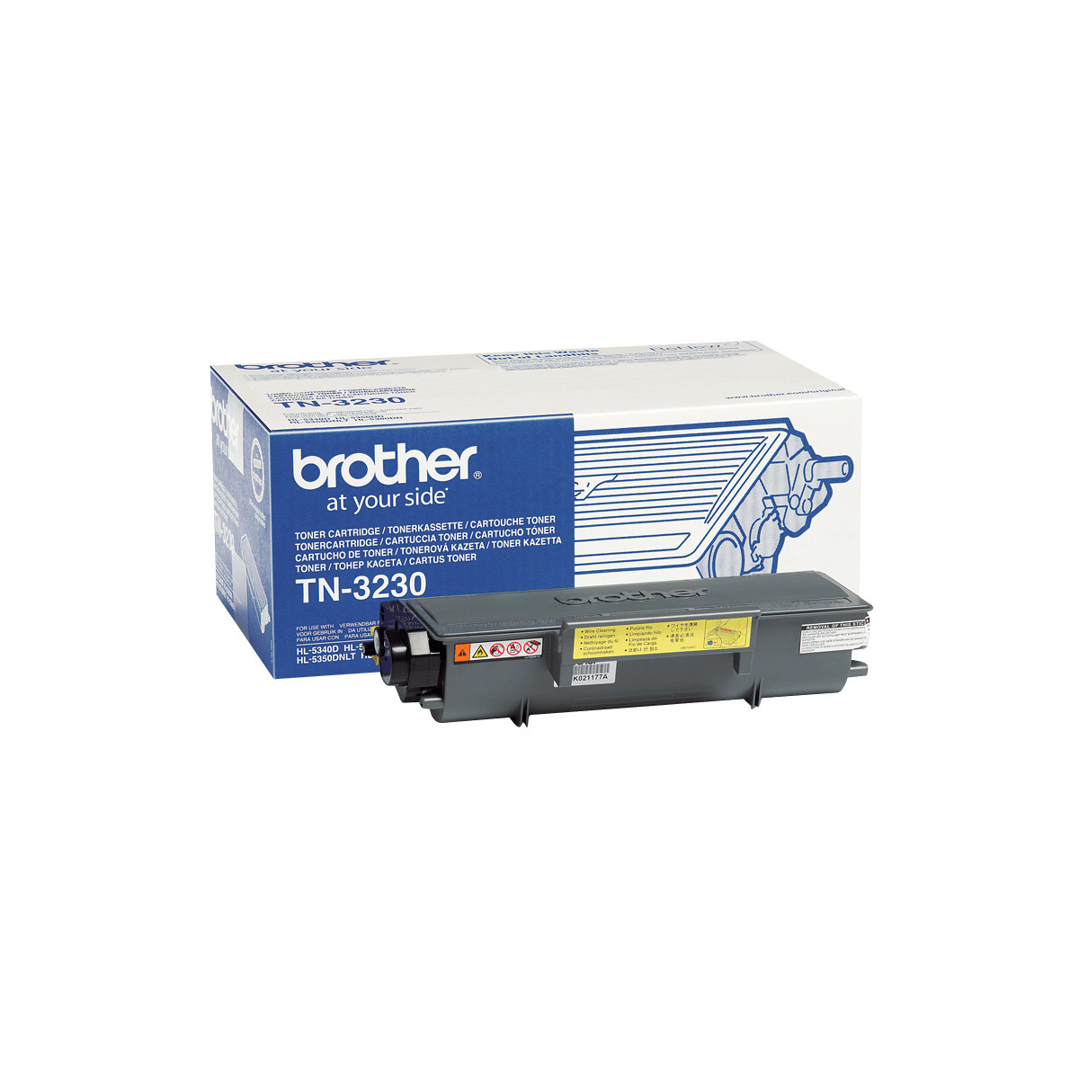 Una cartuccia toner Brother TN-3230 con imballaggio su sfondo bianco.
