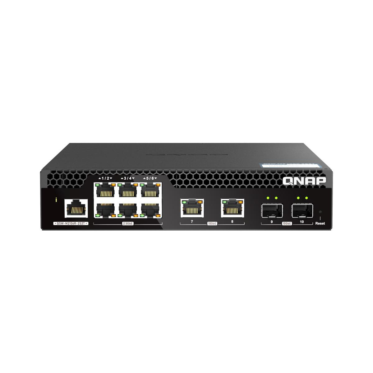 Uno switch QNAP nero con più porte Ethernet e spie luminose.