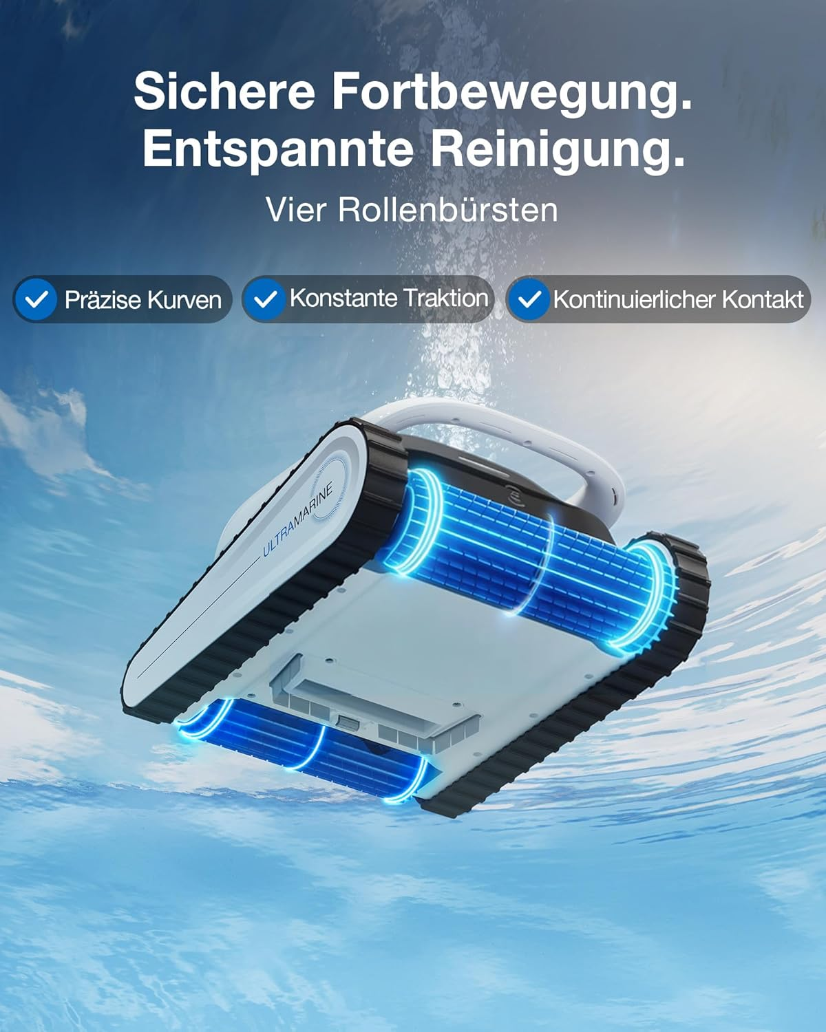 Ein Poolreiniger mit Raupenantrieb und blauen Bürsten unter Wasser.