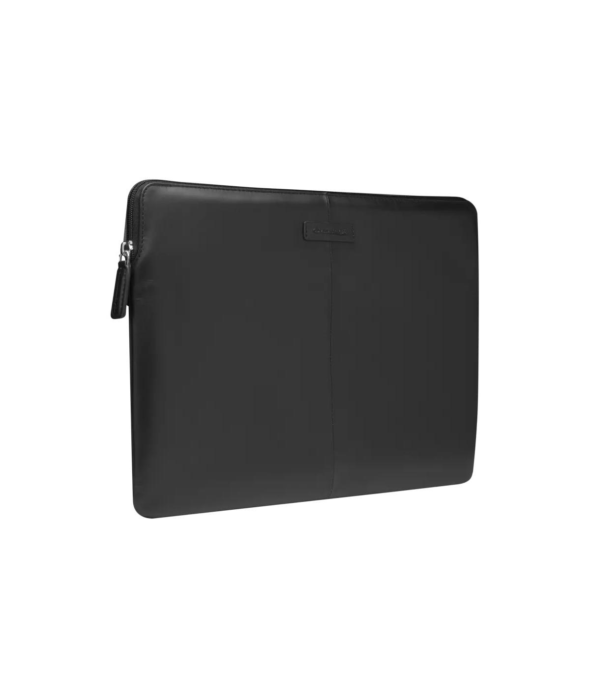 Custodia nera per laptop con cerniera e piccolo logo sul davanti.
