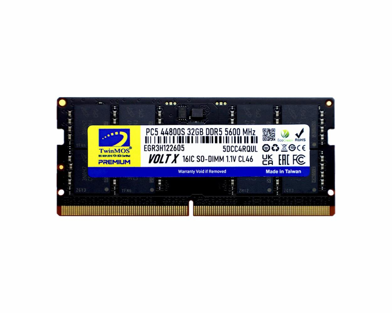 Bir PC5 44800S 32GB DDR5 5600MHz SO-DIMM bellek modülü.